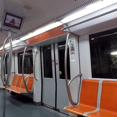 Raffinato Appartamento Metro A Rom Exterior foto